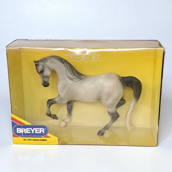Breyers Sahara Flea Bitten Arabian Model #1234 - Picture 1 of 16